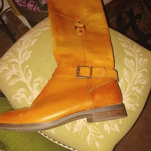 Sperry size 7m Leather Boots great condition
